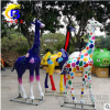 玻璃鋼景觀雕塑廣州廠家定做園林景觀長(zhǎng)頸鹿雕塑擺件