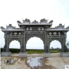 嘉祥石雕牌樓石牌坊 街道村口單門(mén)三門(mén) 仿古宏偉石雕低價(jià)供應(yīng)